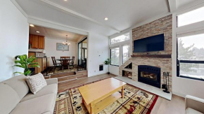 Spacious 2 BR Units at 1849 Condos with FREE Pool, Parking & Wifi